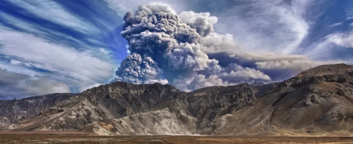 I can’t believe we flew over the Eyjafjallajökull volcano!